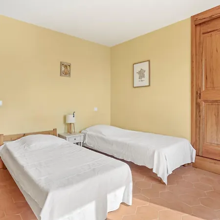 Villa Familiale La Croix-du-sud *